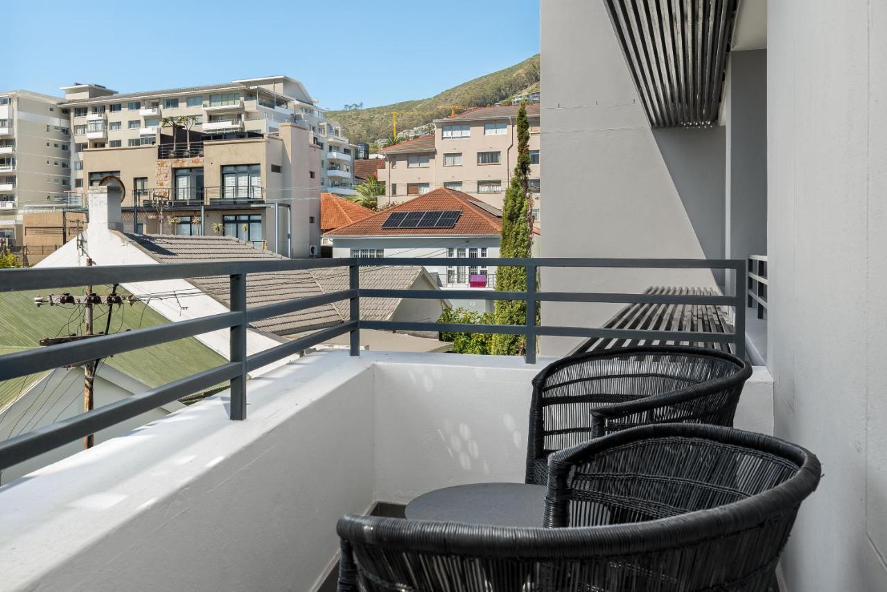 7 On Bantry * Kaapstad